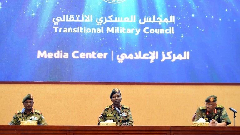 مؤتمر صحفي للمجلس العسكري الانتقالي في السودان (صورة من الأرشيف)