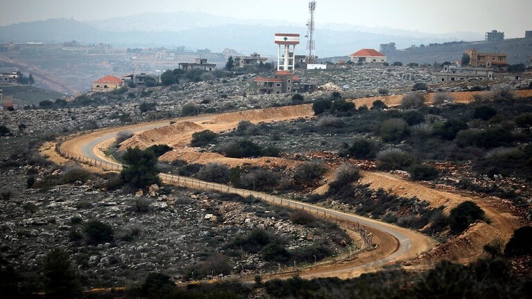 الكيان الصهيوني يغلق المجال الجوي على حدود لبنان