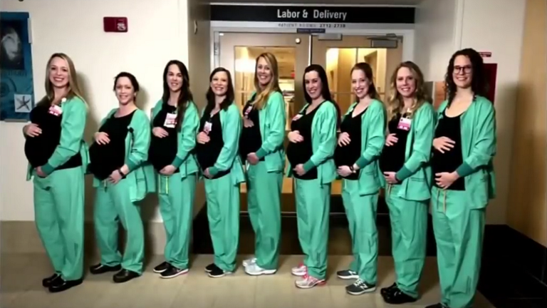 من جديد حمل جماعي لـ 8 ممرضات في مكان واحد