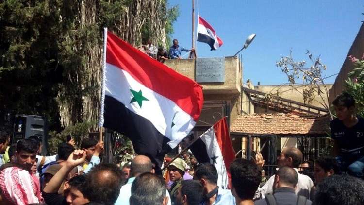 الإخبارية السورية: مدينة درعا أصبحت محررة بالكامل