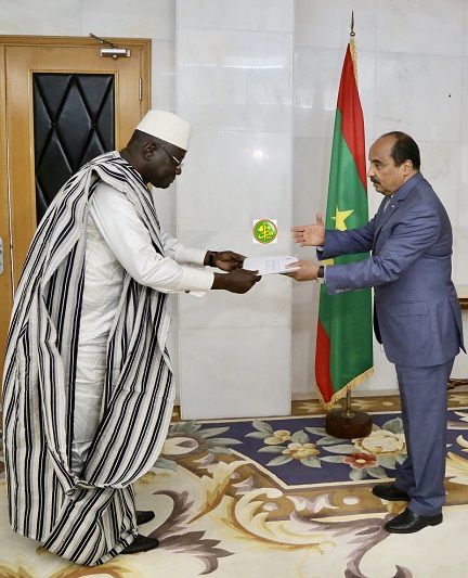 موريتانيا تعتمد سفيرا جديدا لدولة مالي (صورة)