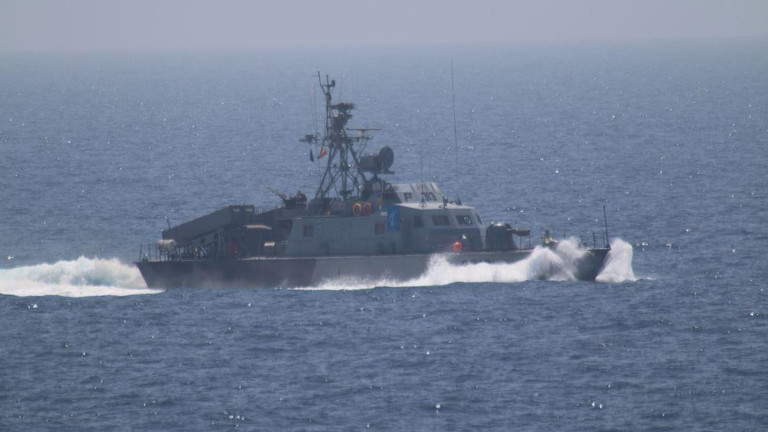 سفينة تابعة للقوى البحرية الإيرانية