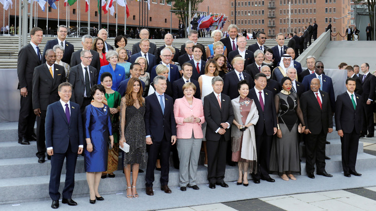 صورة تذكارية لقادة وزعماء دول G20