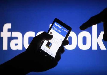 “فيسبوك” يُغلق 350 ألف حساب مُزيّف مُرتبط بالحكومة السعوديّة