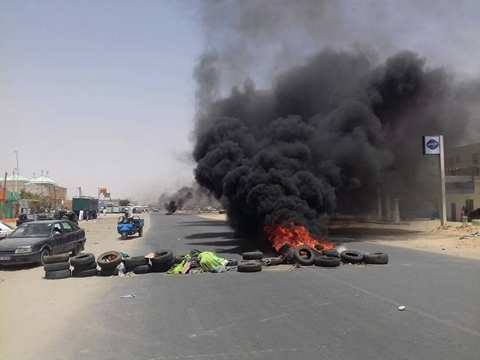مشهد من أحداث الشغب التى شهدتها نواكشوط أمس (فيديو)