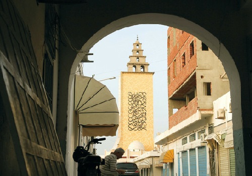 الشؤون الدينية الجزائرية تحدد صلاة التروايح في ساعة واحدة فقط