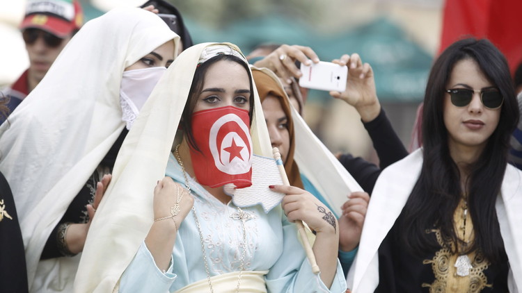 "عرض الأجساد" لمواجهة العنف ضد المرأة في تونس 