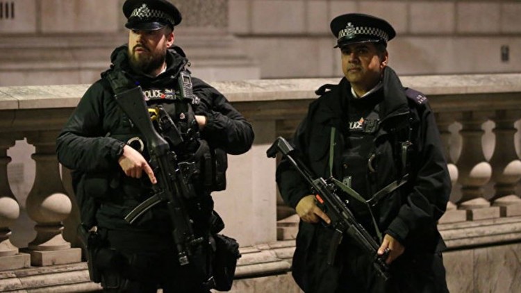 عناصر الشرطة في بريطانيا