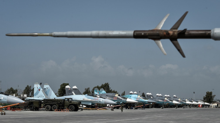 طائرات تابعة لسلاح الجو الروسي في قاعدة حميميم بسوريا