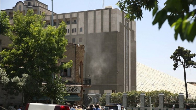 محيط البرلمان الإيراني أثناء الهجوم