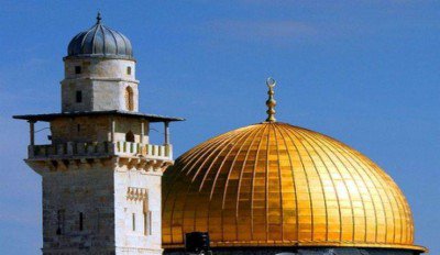 نتانياهو يؤيد مشروع قانون يحد من استخدام المساجد لمكبرات الصوت