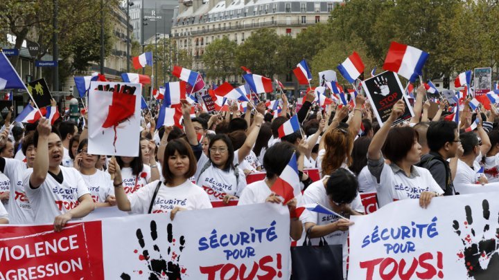 باريس: الجالية الصينية تتظاهر للمطالبة "بالأمن" بعد مقتل أحد أفرادها