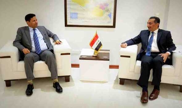 السفير الموريتاني إلى جانب الرئيس العراقي
