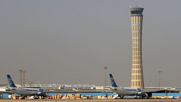مطار القاهرة (صورة أرشيفية)