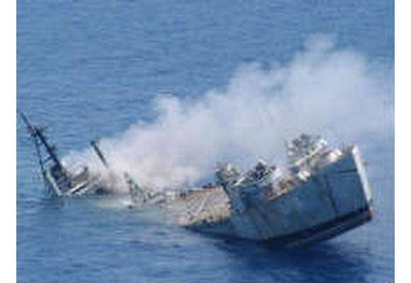 غرق سفينة هندية متجهة لليمن بسبب عطل فني