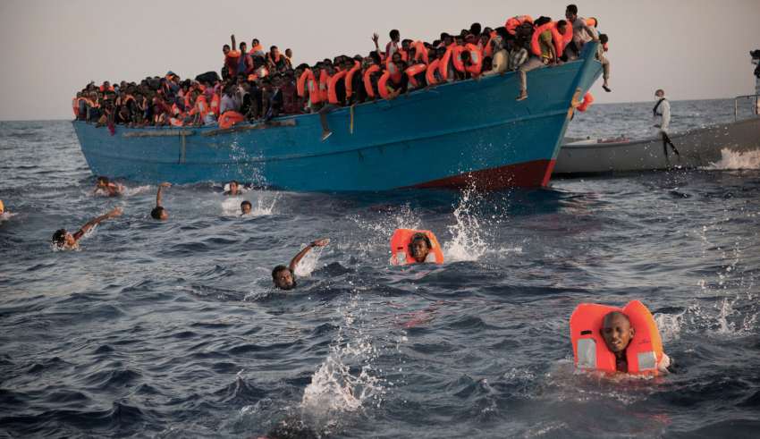 برلمانية إيطالية تتوقع قدوم “ربع مليون” مهاجر من ليبيا