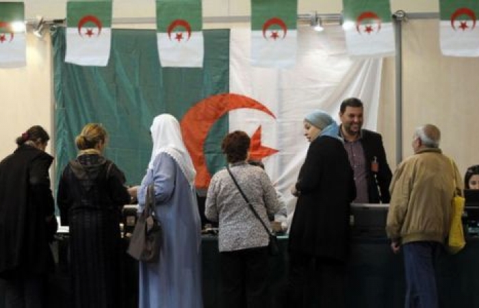 الجزائر.. حبس موظفين وناشطين في قضايا شراء توكيلات الانتخابات