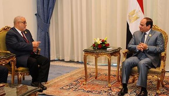 الرئاسة المصرية تعلق على عدم انسحاب السيسي من القمة العربية الأفريقية