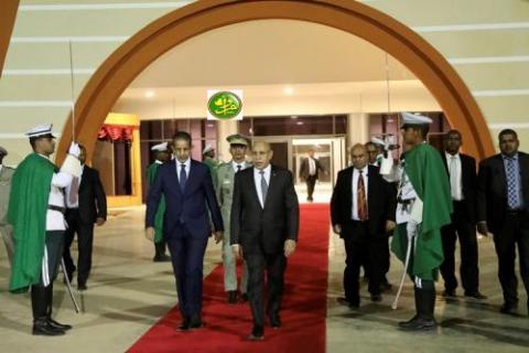 5 وزراء يرافقون رئيس الجمهورية في زياته الأولى إلى السعودية (أسماء)