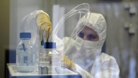 لقاح روسي ضد فيروس كورونا ينجح في اختباره على البشر