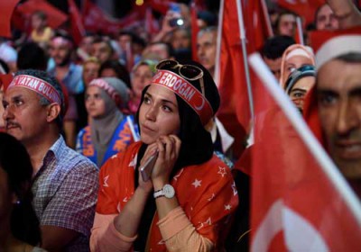 الديلي تلغراف: أجندة أردوغان الإسلامية تجعل أنقرة حليفاً غير مستقر