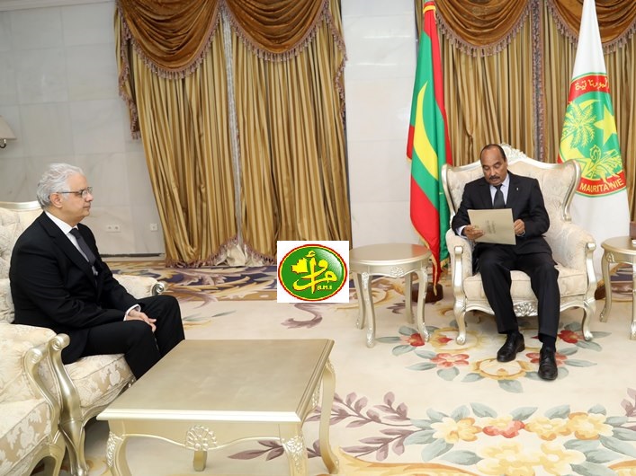 أمين عام حزب الإستقلال يحمل رسالة ملكية إلى ولد عبد العزيز