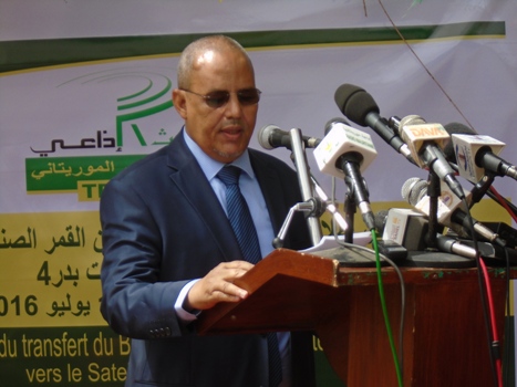 المهندس اجيه ولد سيداتى المدير العام