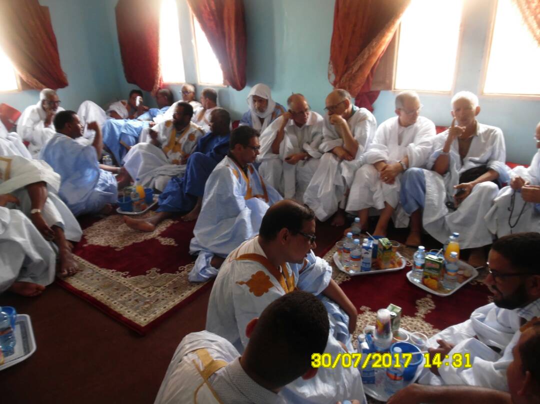 الشيخ سيديا ولد موسى يستضيف طاقم الحملة في ابي تلميت