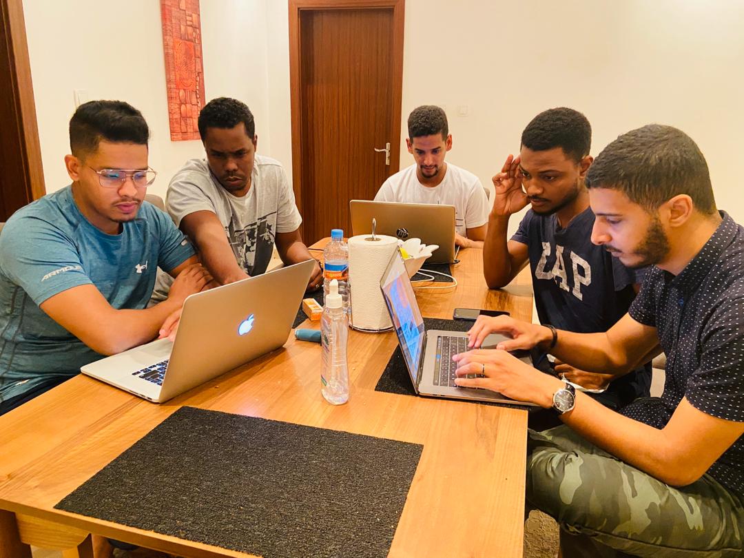 فريق الرؤية القناة الأولى على الشبكة