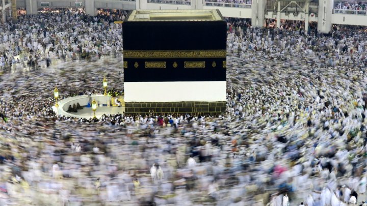اعتداءات على الكعبة عبر العصور