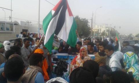 شبيبة الصواب: تدعو إلى الكفاح المسلح لتحرير فلسطين (صور)