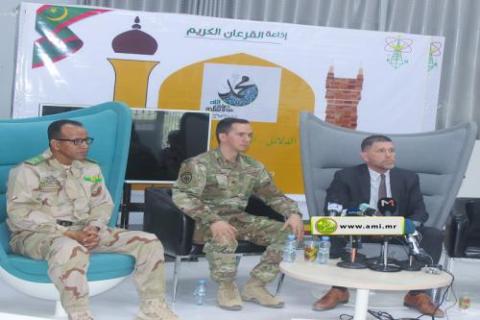السفير الأمريكي والمتحدث باسم القوات الأمريكية الخاصة في إفريقيا