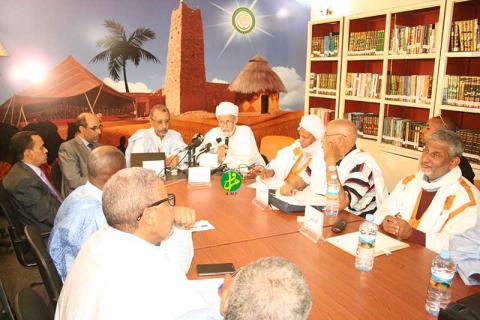 مجلس اللسان العربي ينظم ندوة حول خطورة سيطرة الدخيل على العربية