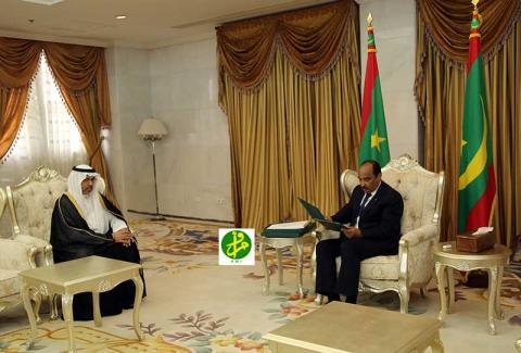 الملك سلمان يدعو ولد عبد العزيز إلى حضور تمرين درع الخليج 1