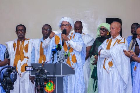 حزب الإصلاح ينظم ندوة جماهيرية في الفضاء الشبابي بالميناء