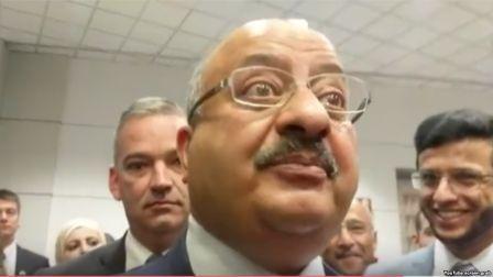 سفير السعودية في واشنطن يشبه حرب اليمن بـ'ضرب الزوجة' (فيديو)
