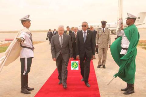 الشخصية الدستورية الثانية في الجزائر تصل نواكشوط