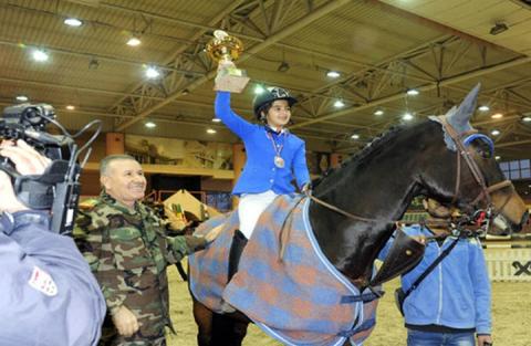 مشاركة ابنة بشار الأسد في سباق الخيل تثير غضب الإيرانيين -صور